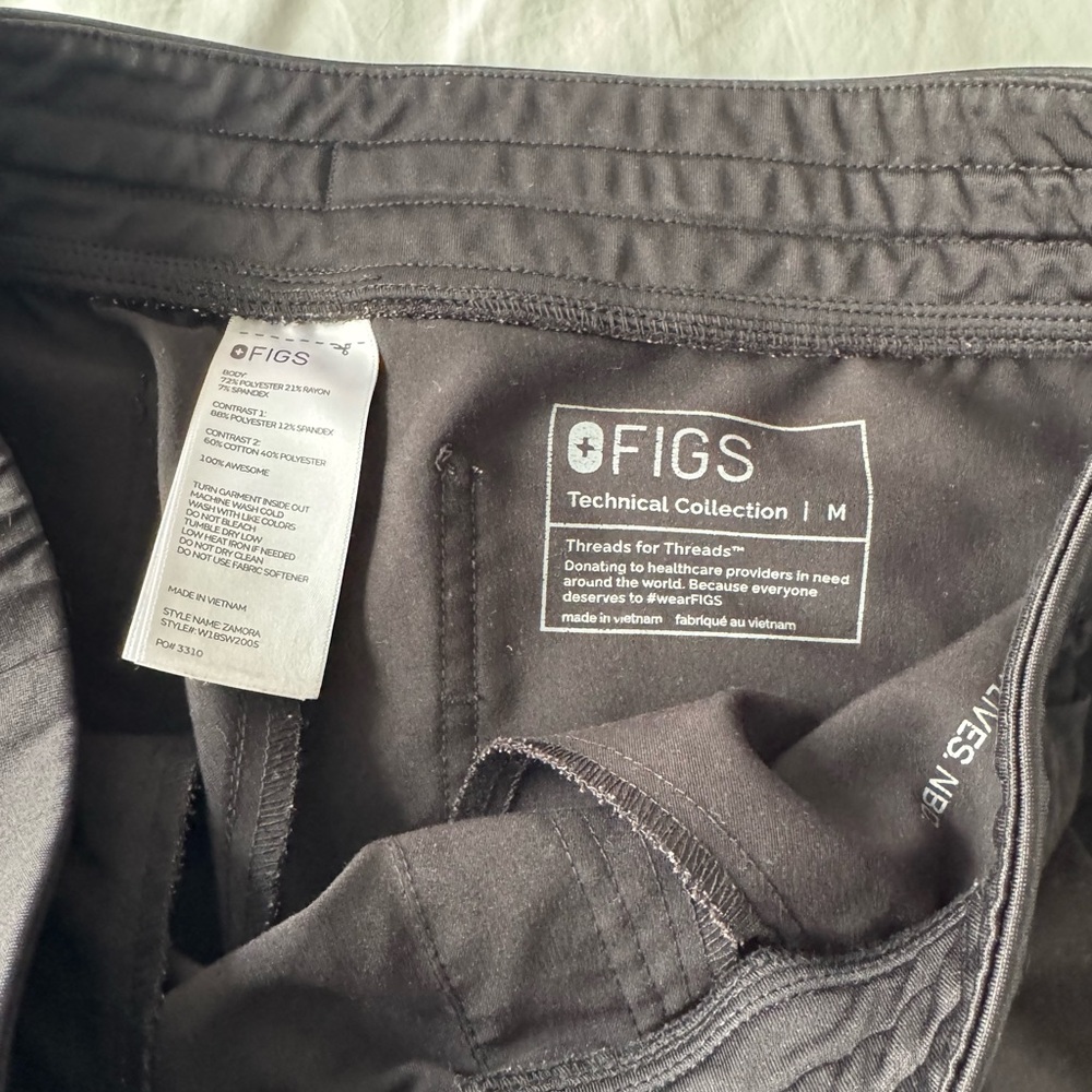 Figs Black Zamora Joggers - Picture 4 of 4
